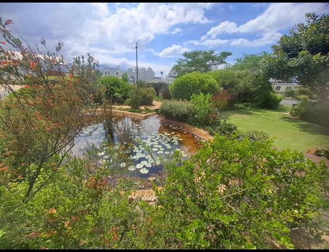 2 BEDROOM APARTMENT FOR SALE IN WESTCLIFF